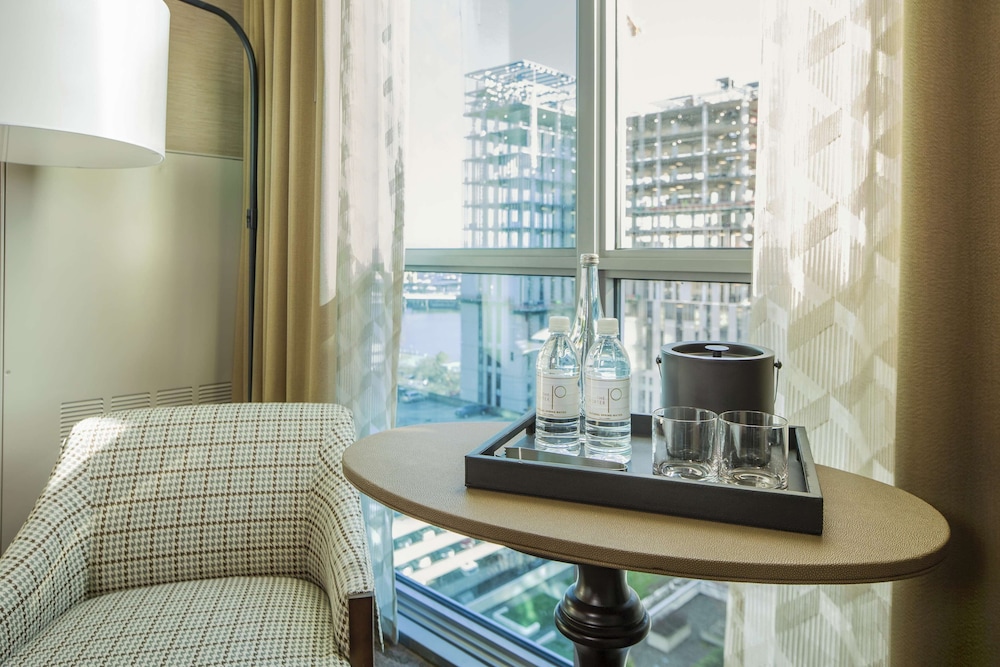 The Porter Portland Curio Collection By Hilton 61/67