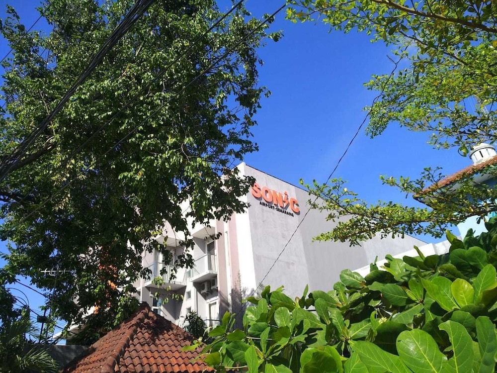 Hotel Sonic Airport Semarang 20/21