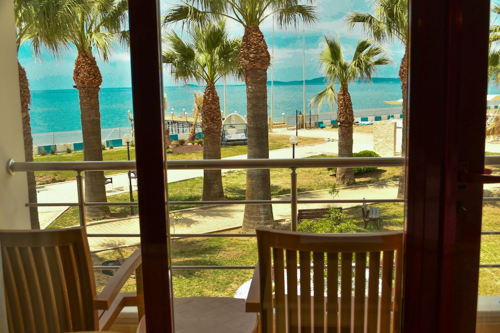 Grand Sahin s Gumuldur Resort 9/82