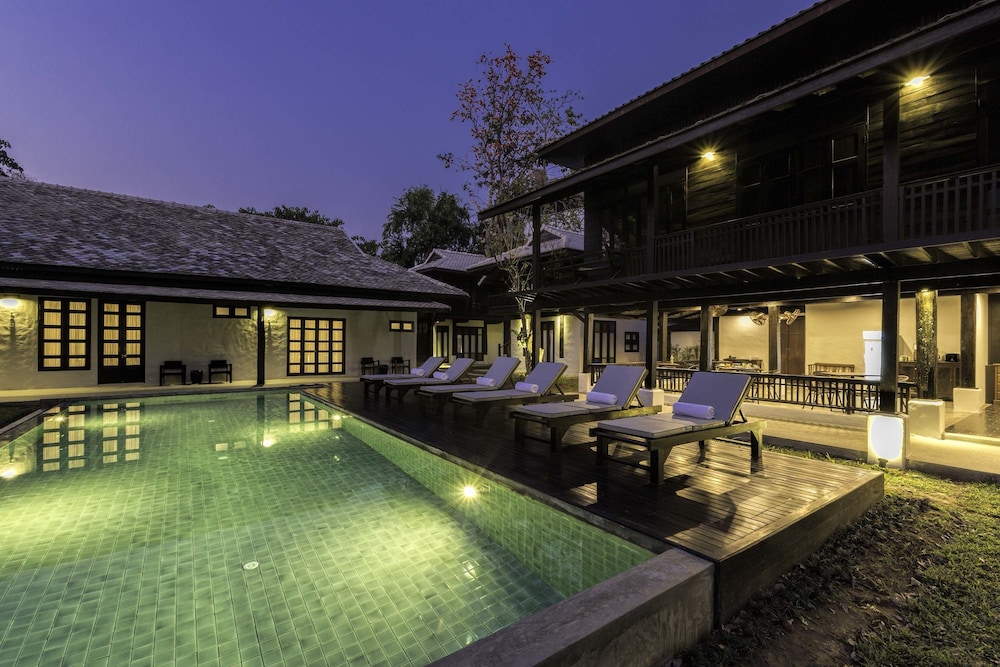 Chotana Villa 4/75