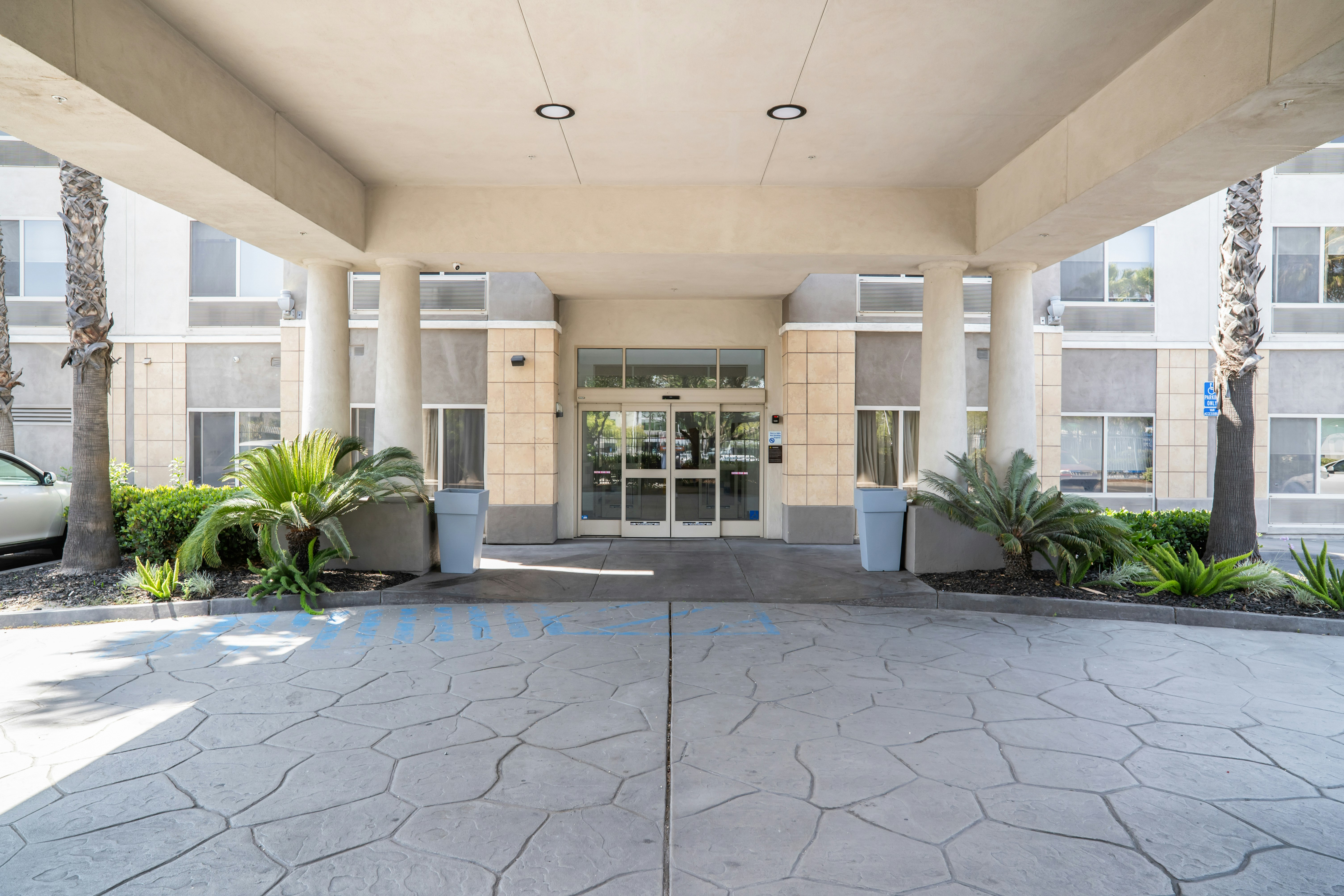 Holiday Inn Express Hotel Suites San Diego Otay 4/77