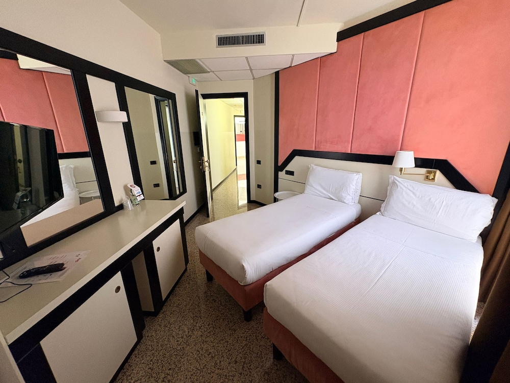 Hotel Diamante 11/46