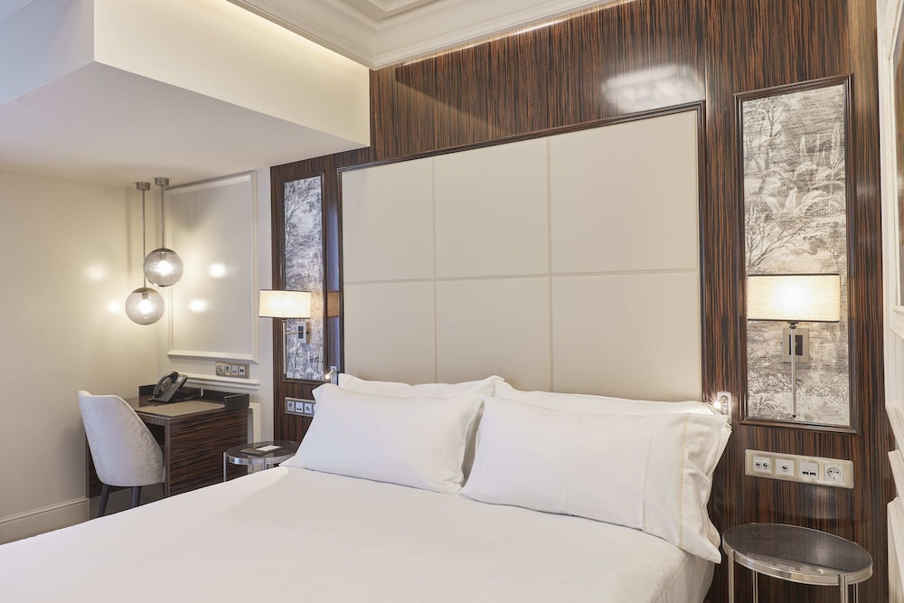 DoubleTree By Hilton A Coruna 19/76