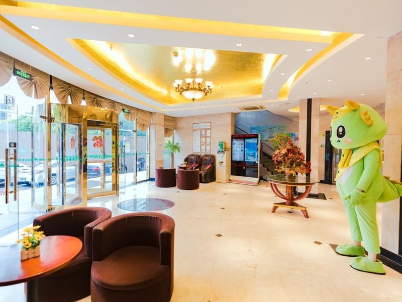 GreenTree Inn Shanghai Cao 'an Road Light Textile Express Hotel 16/18