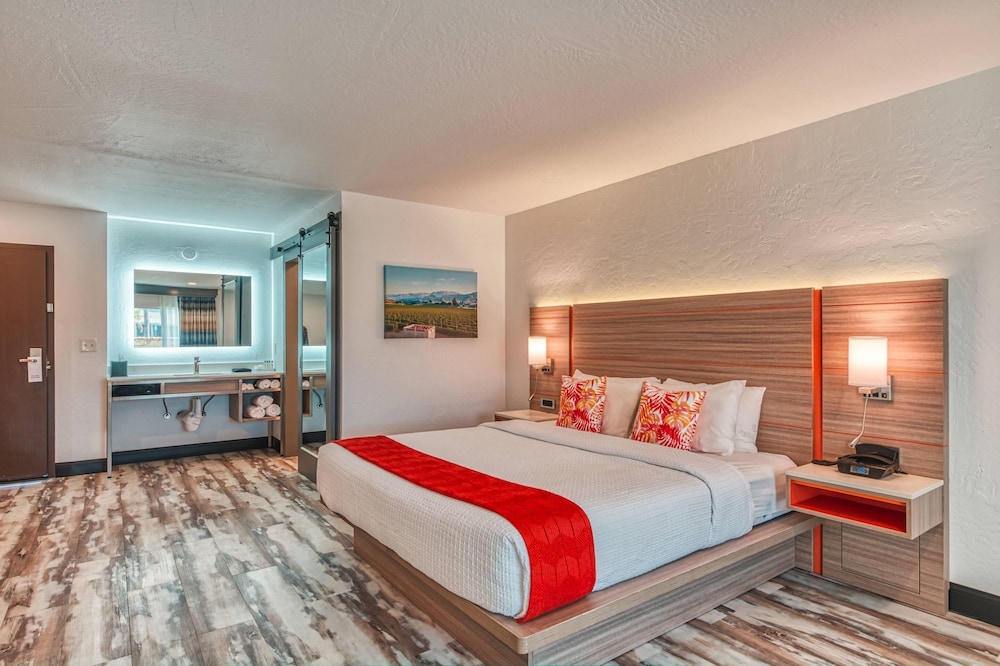 Casa Via Mar Inn, an Ascend Collection Hotel 21/85