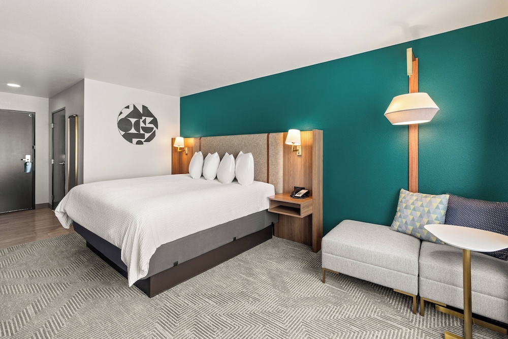 غرفة قياسية بسرير كينج، Holiday Inn Austin North - Round Rock 3/8