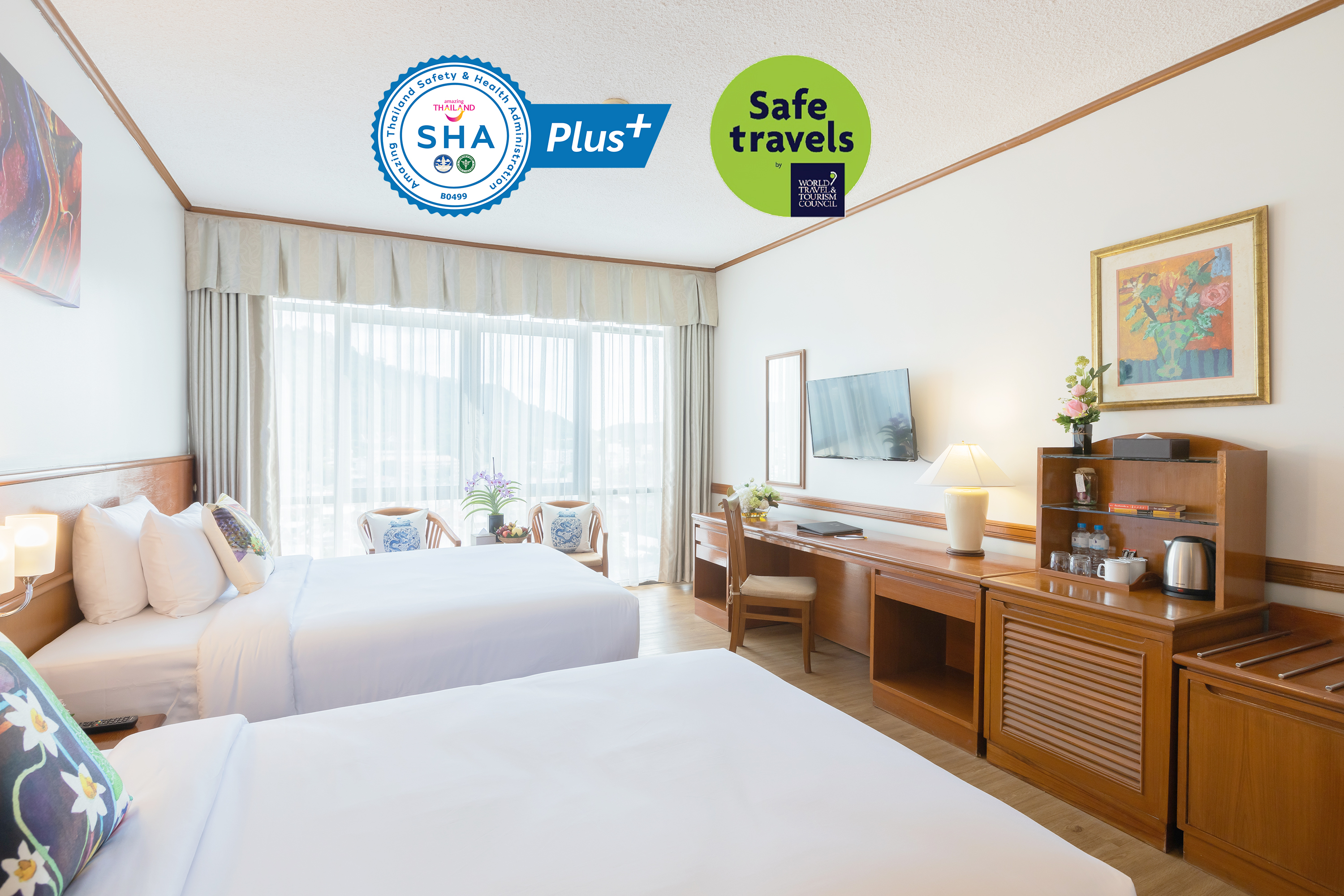 Deluxe, Double or Twin Bed
