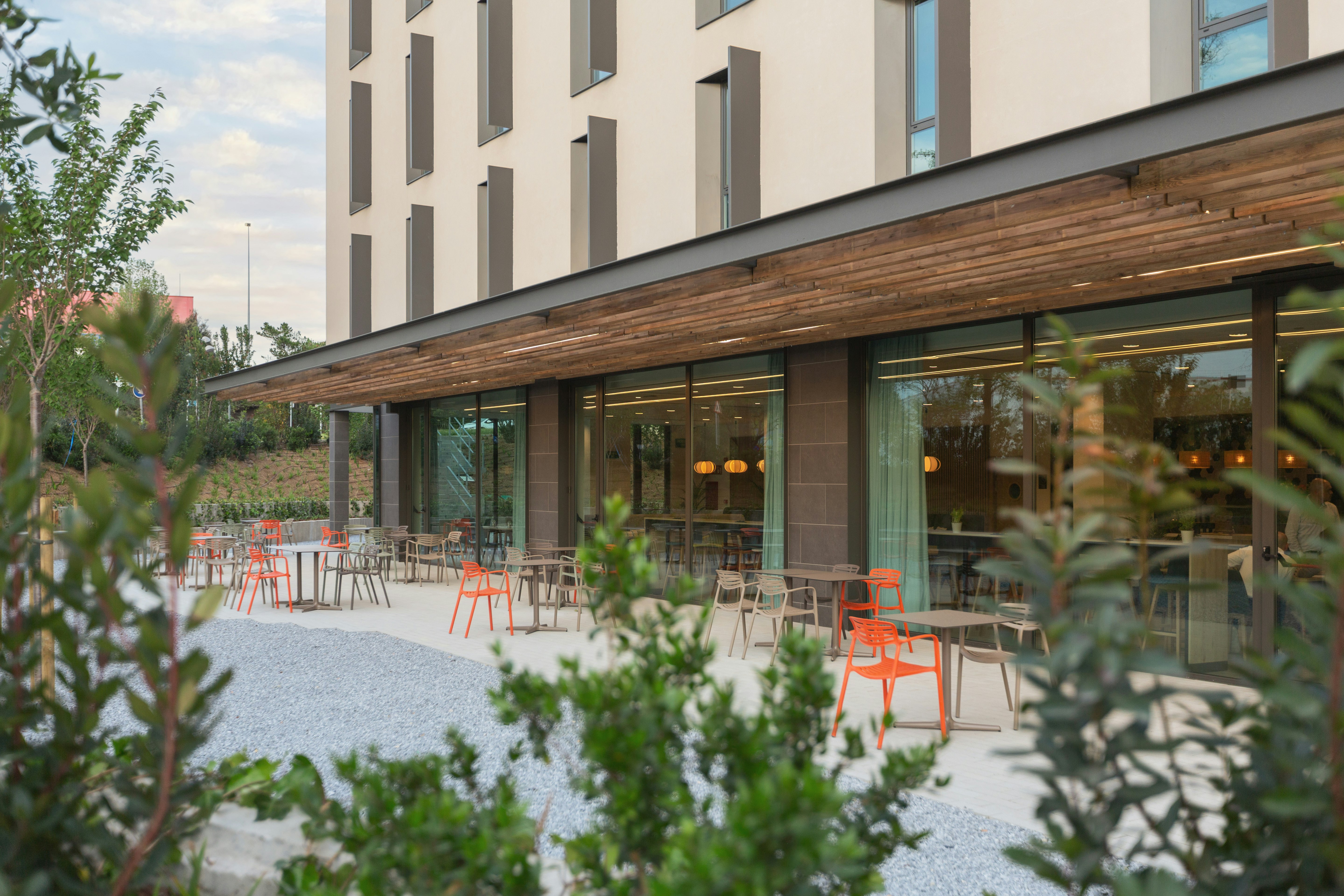 Holiday Inn Barcelona - Sant Cugat, an IHG Hotel 2/36