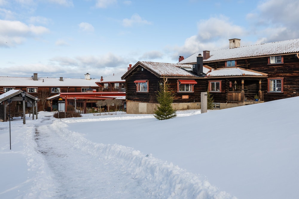 Klockargarden Hotell 4/50