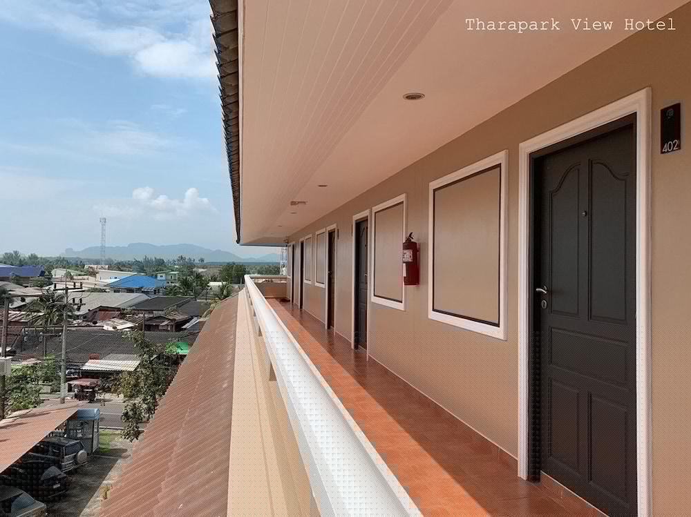 Tharapark View Hotel 4/49