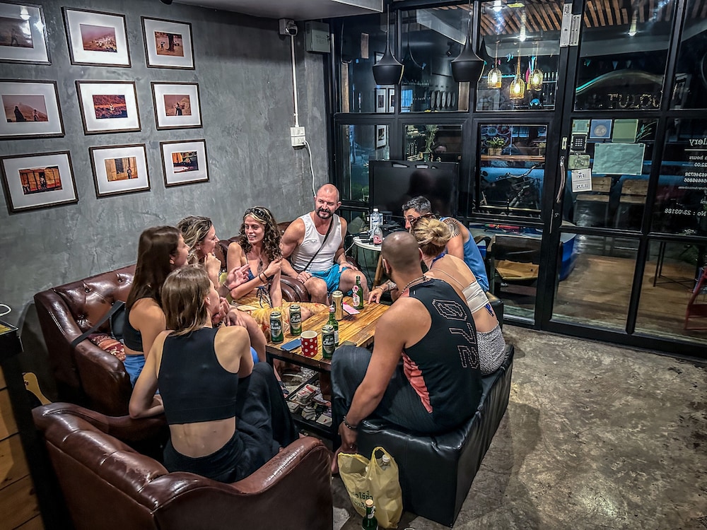 84 Gallery - Hostel 34/42