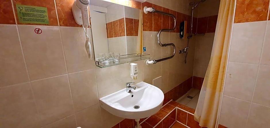 TOILA SPA HOTEL 56/58