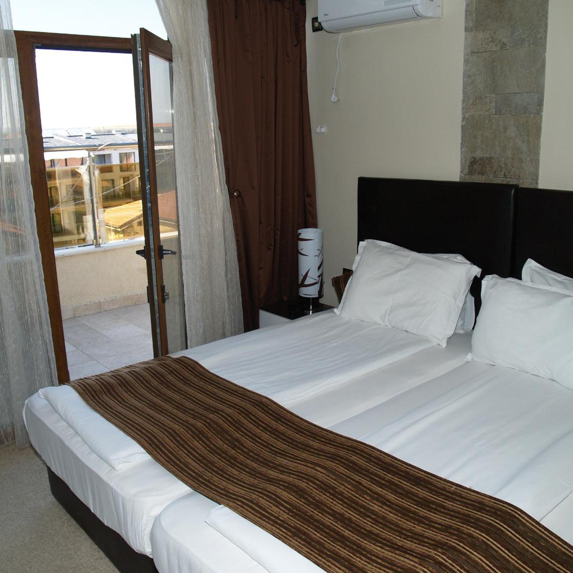 Laguna Beach Resort And Spa 14/65
