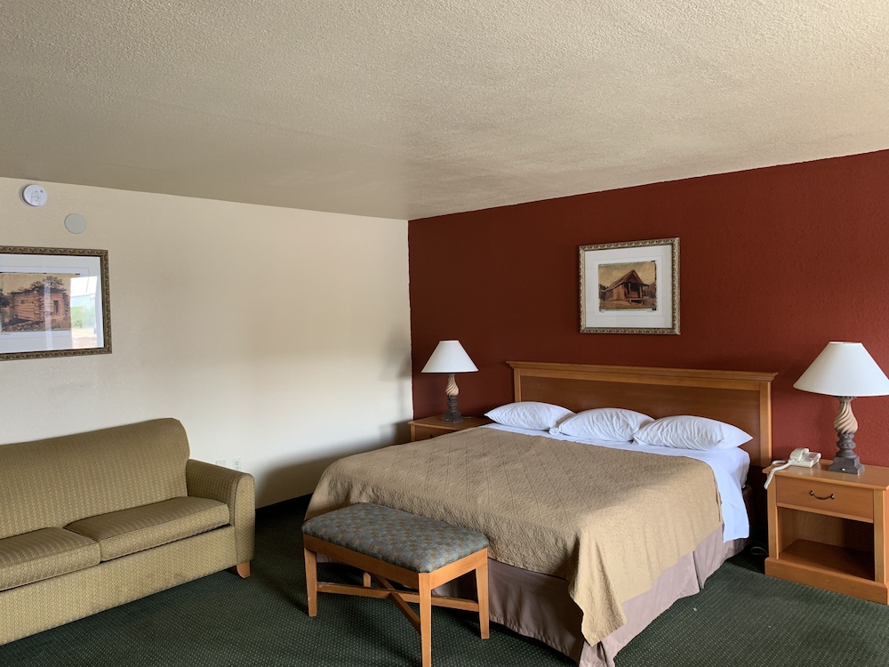 Econo Lodge Del Rio, TX 8/20