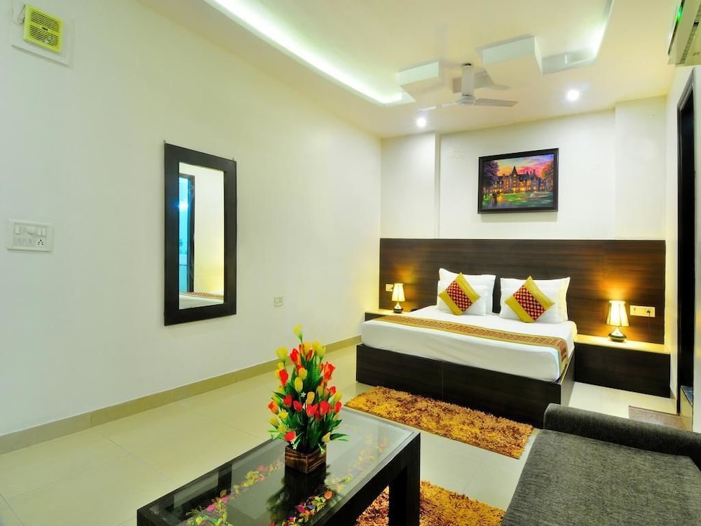 Hotel Sky Rich International 15/33