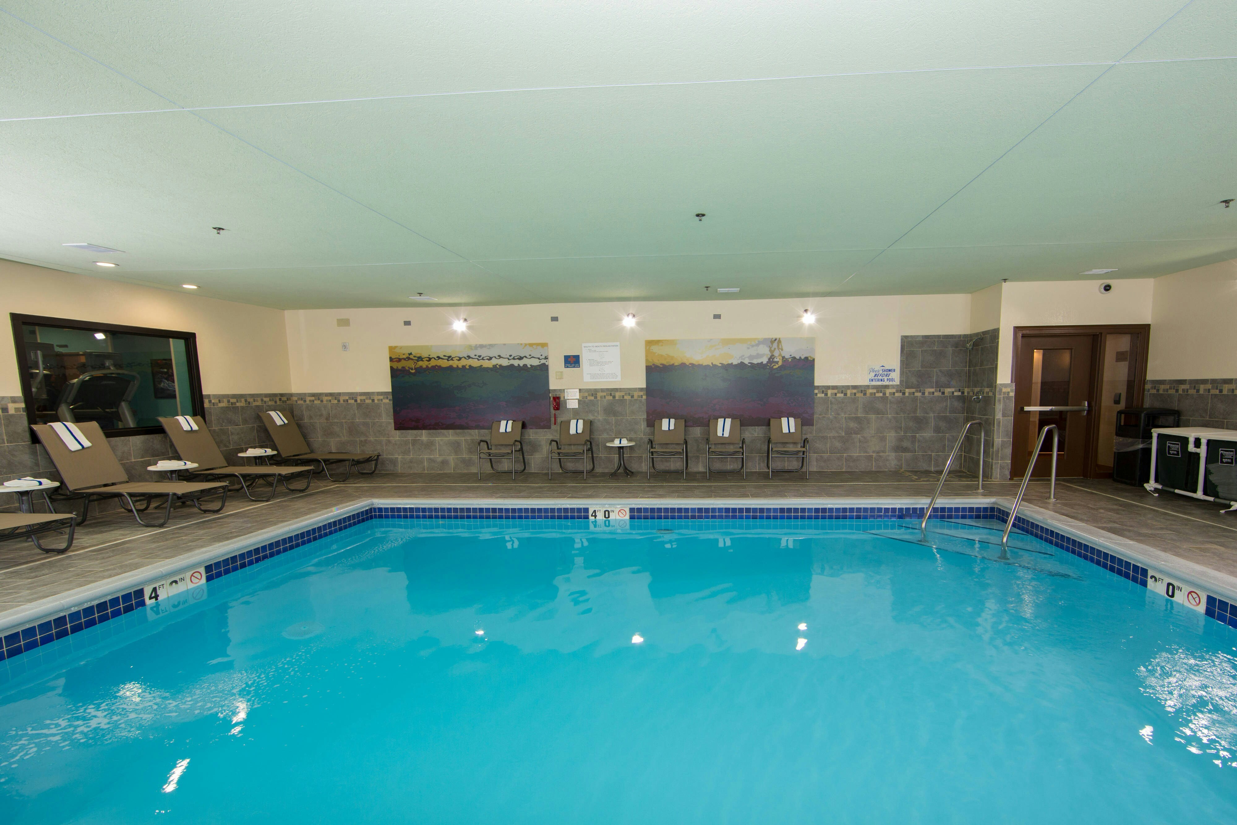 Fairfield Inn Suites By Marriott Burlington 1/7