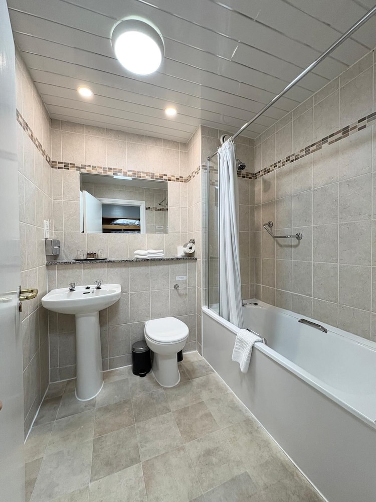 Beresford Hotel 58/58