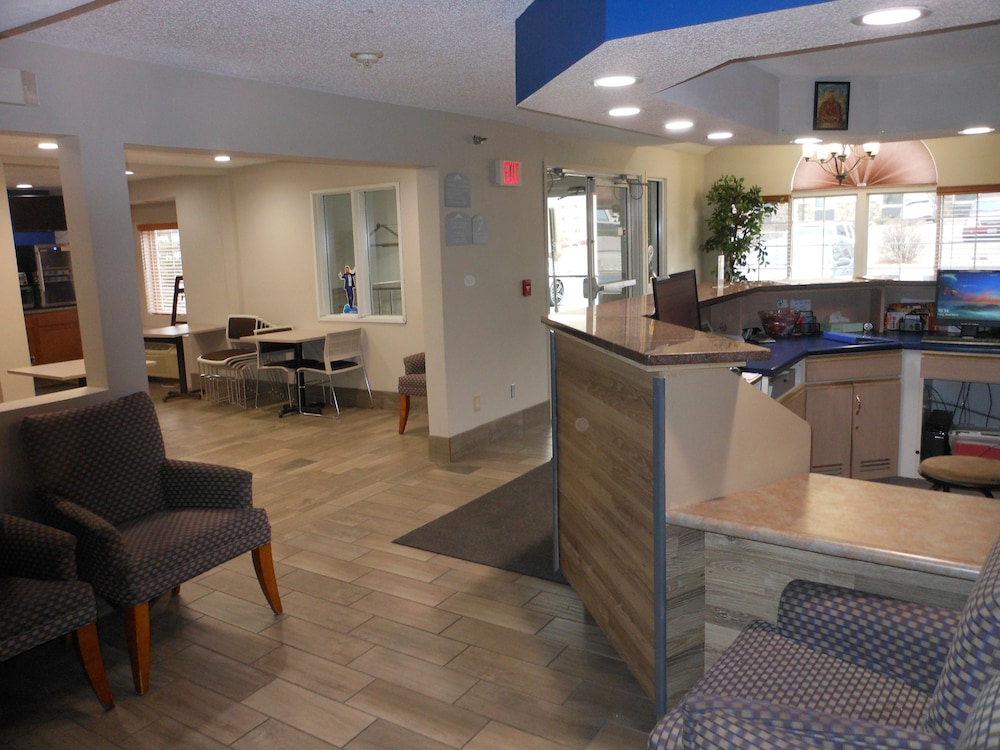 Microtel Inn Suites By Wyndham Sioux Falls 27/40