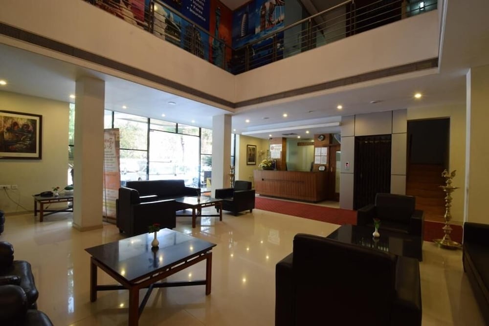 HOTEL PEARL 20/25