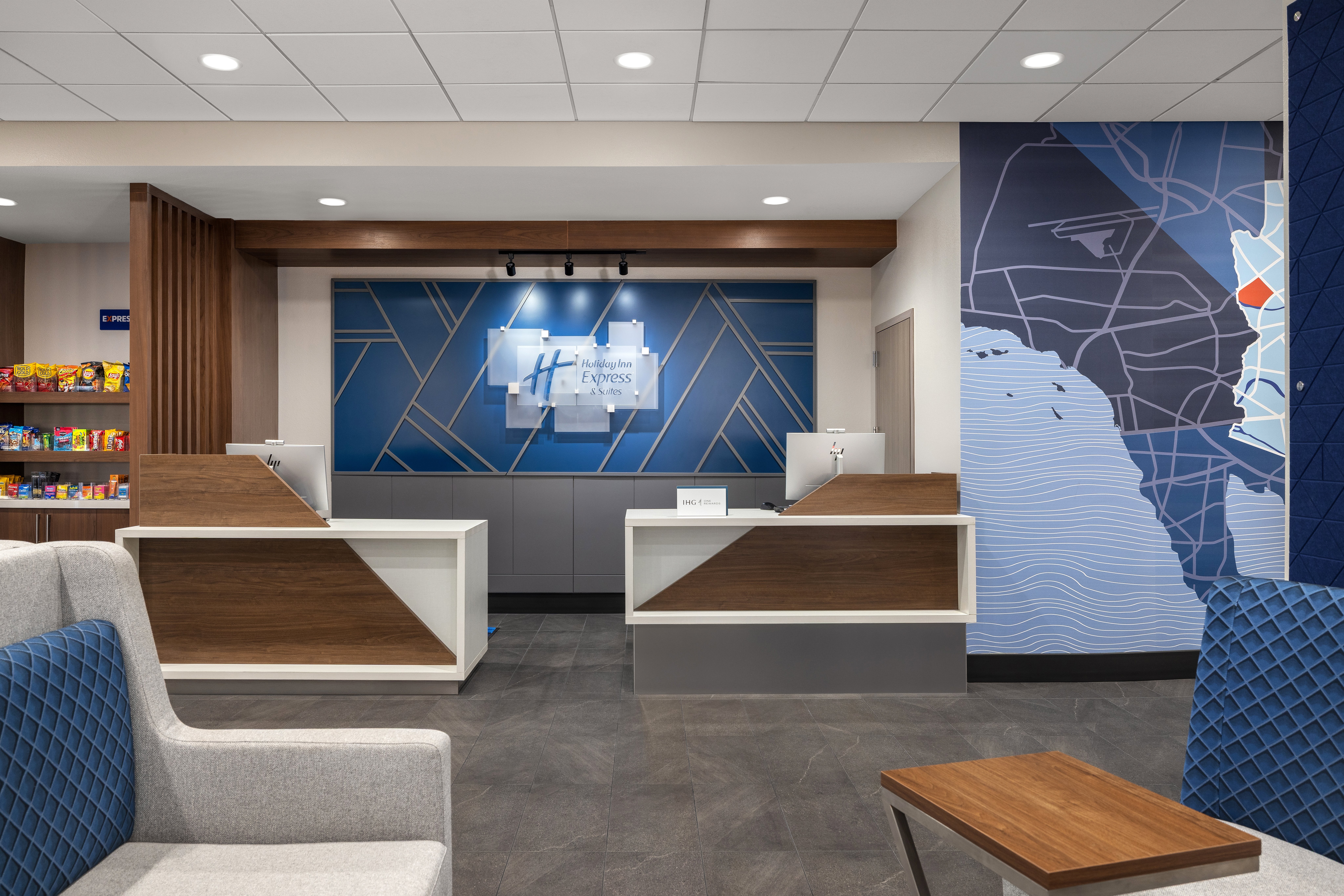 Holiday Inn Express & Suites Phoenix - Midtown 7/54