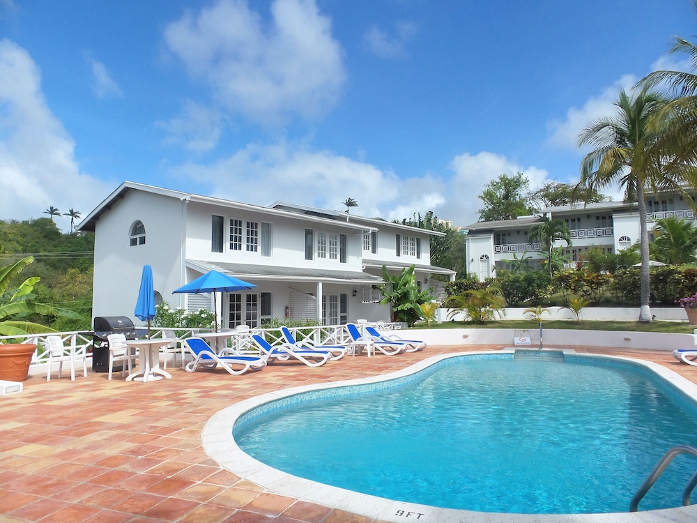 DICKENSON BAY COTTAGES 10/50