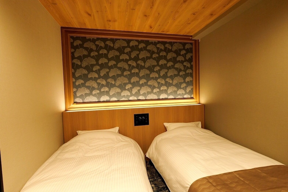 Renovated, Twin Beds