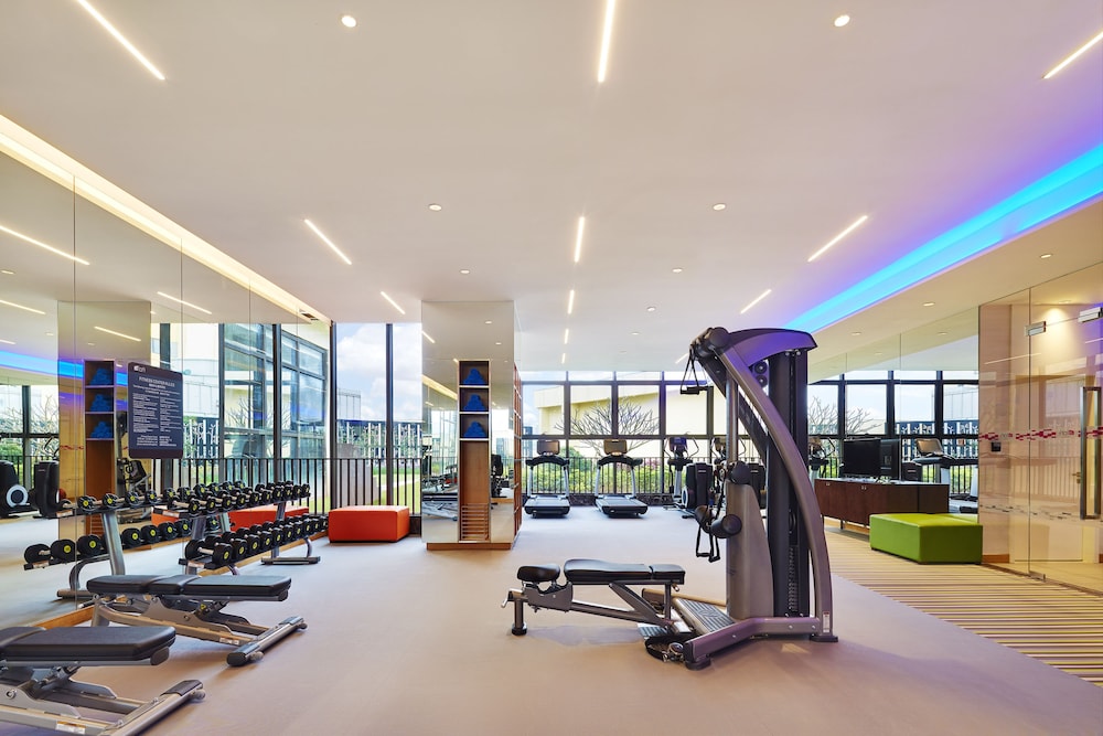 Aloft Dongguan Dynamic Town 23/48