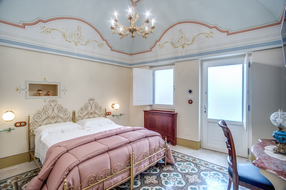 Stunis Charme B&B 12/50