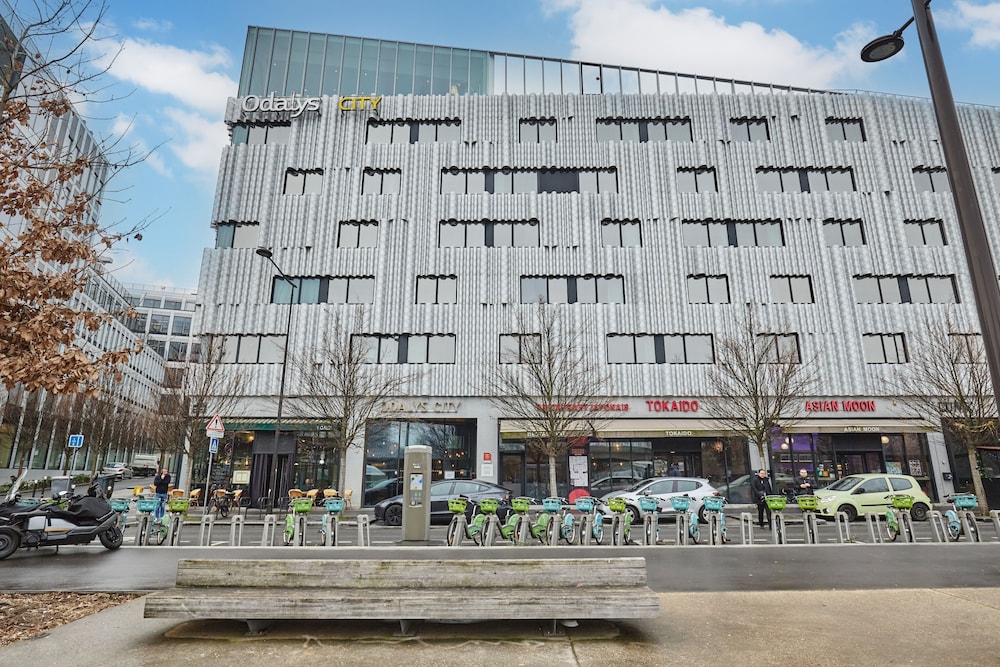Aparthotel Odalys Paris Xvii in PARIS