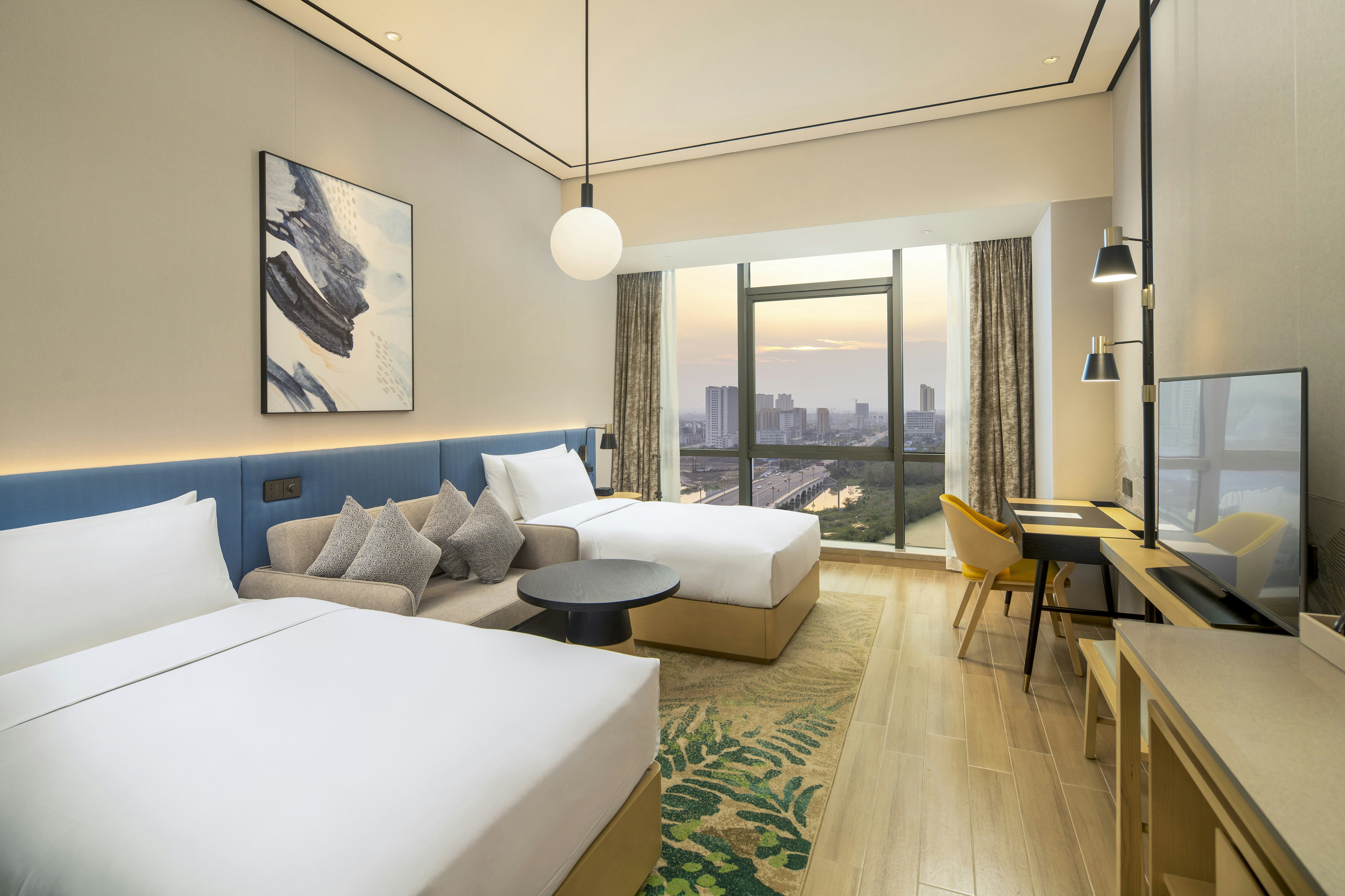 Guest Room, Twin Beds, Lake View