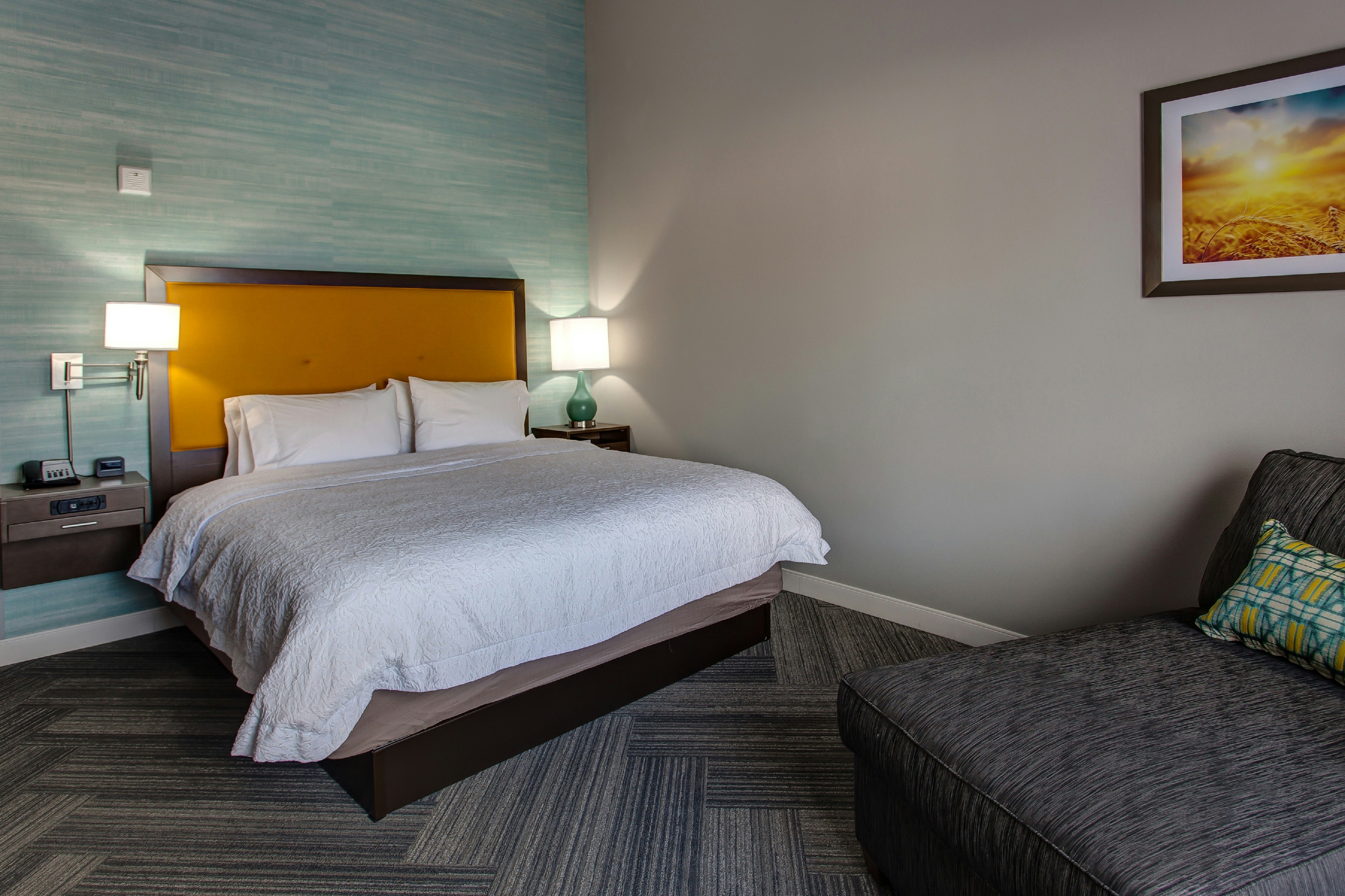 ROOM, KING BED, ACCESSIBLE