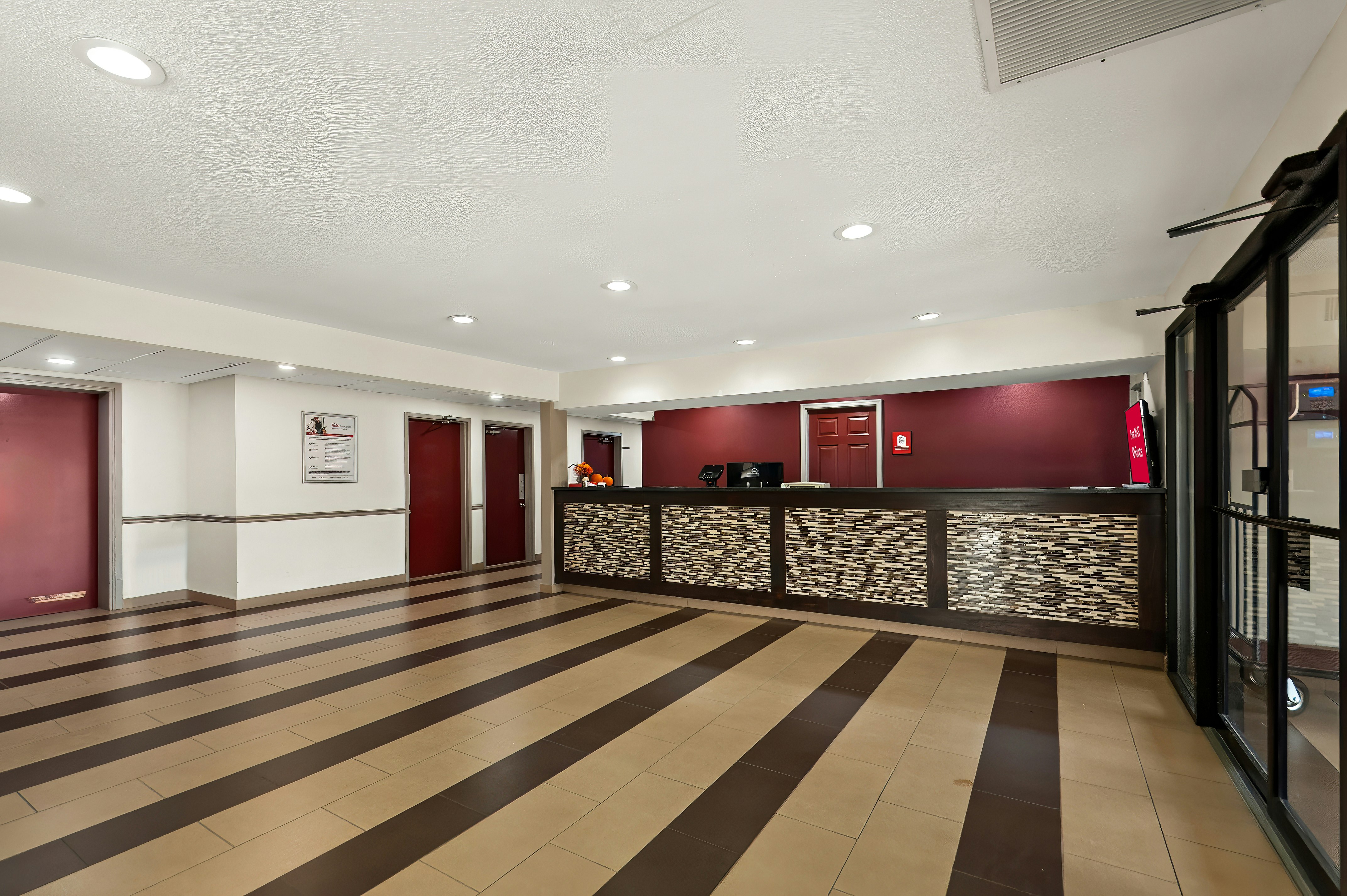 Days Inn Martinsburg 7/24
