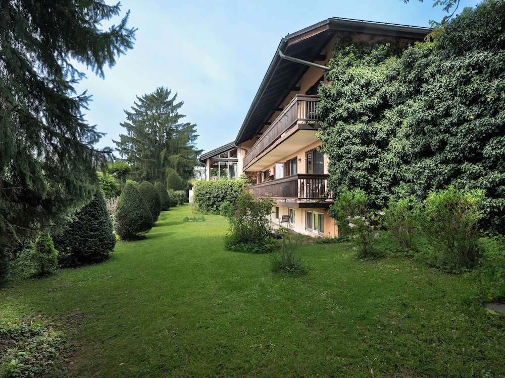Hotel Pension Haus Arenberg 45/50