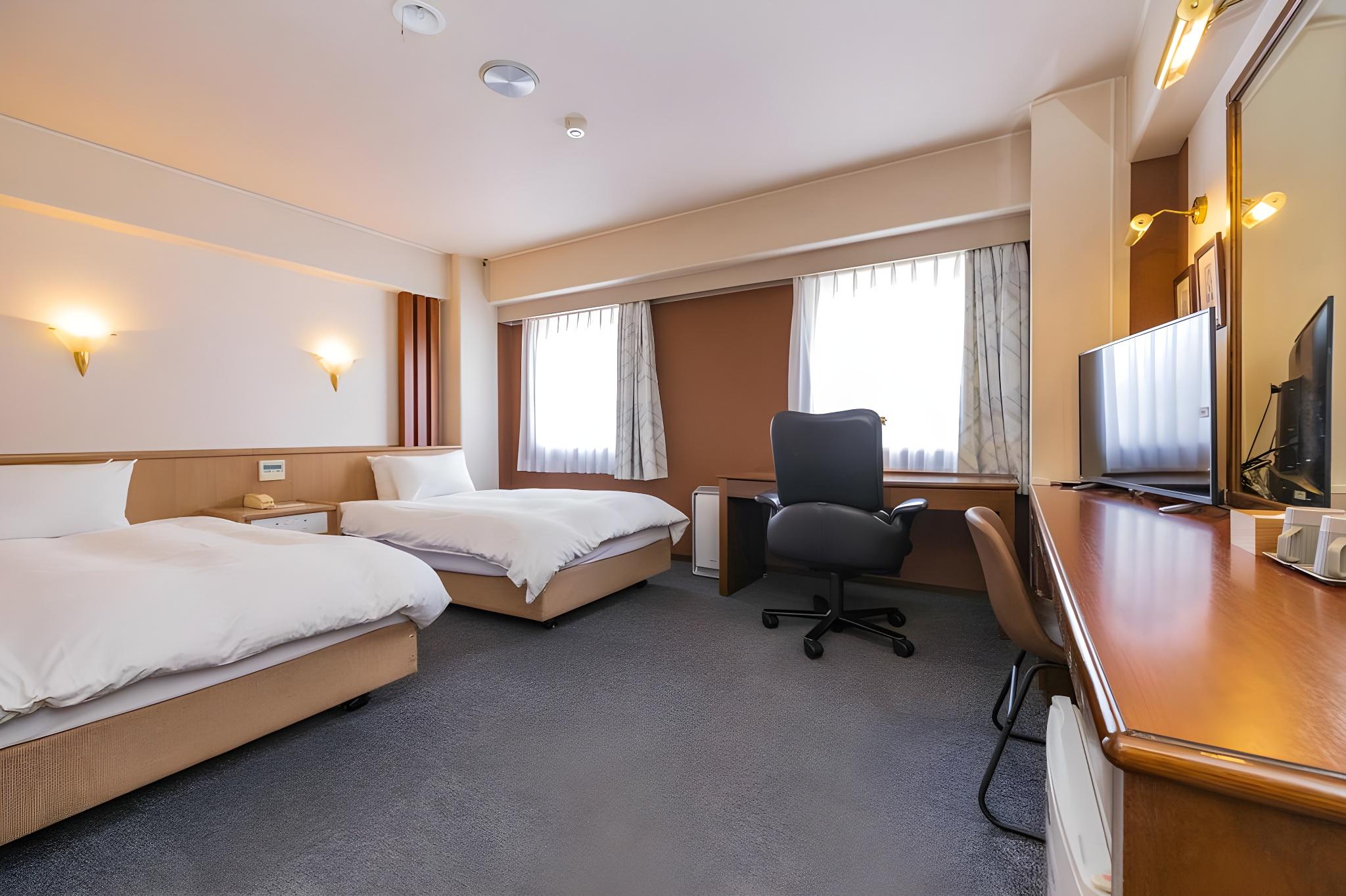 Select, Deluxe, Twin Beds, with View