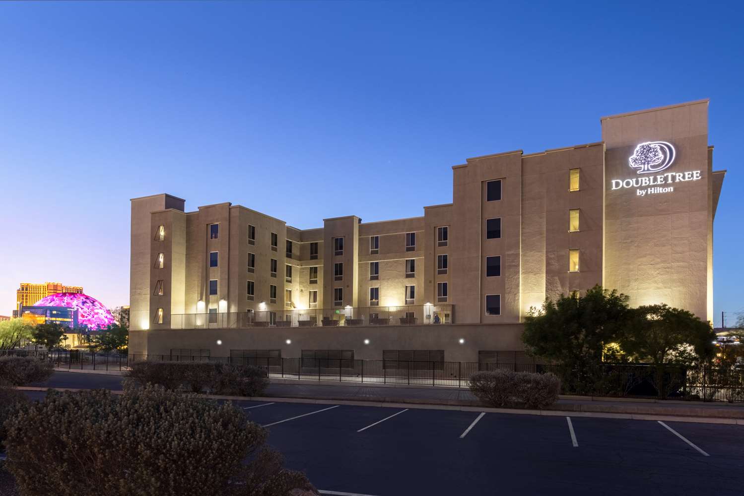 DoubleTree by Hilton Las Vegas East Flamingo photo1