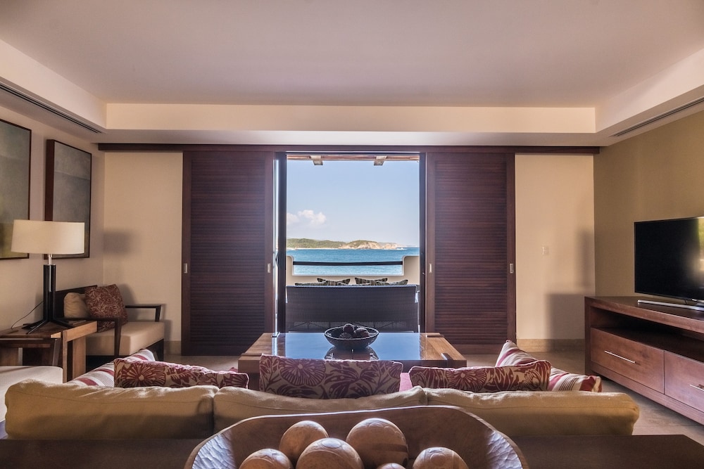 Celeste Beach Residences Huatulco Curamoria Collection 35/50