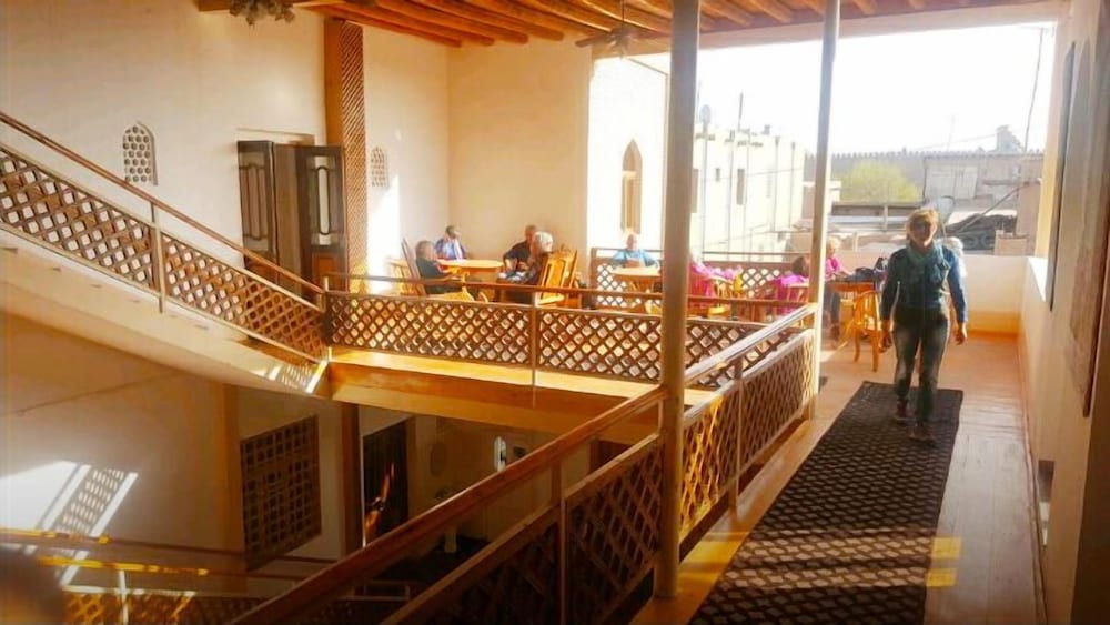 Islambek Hotel 23/40