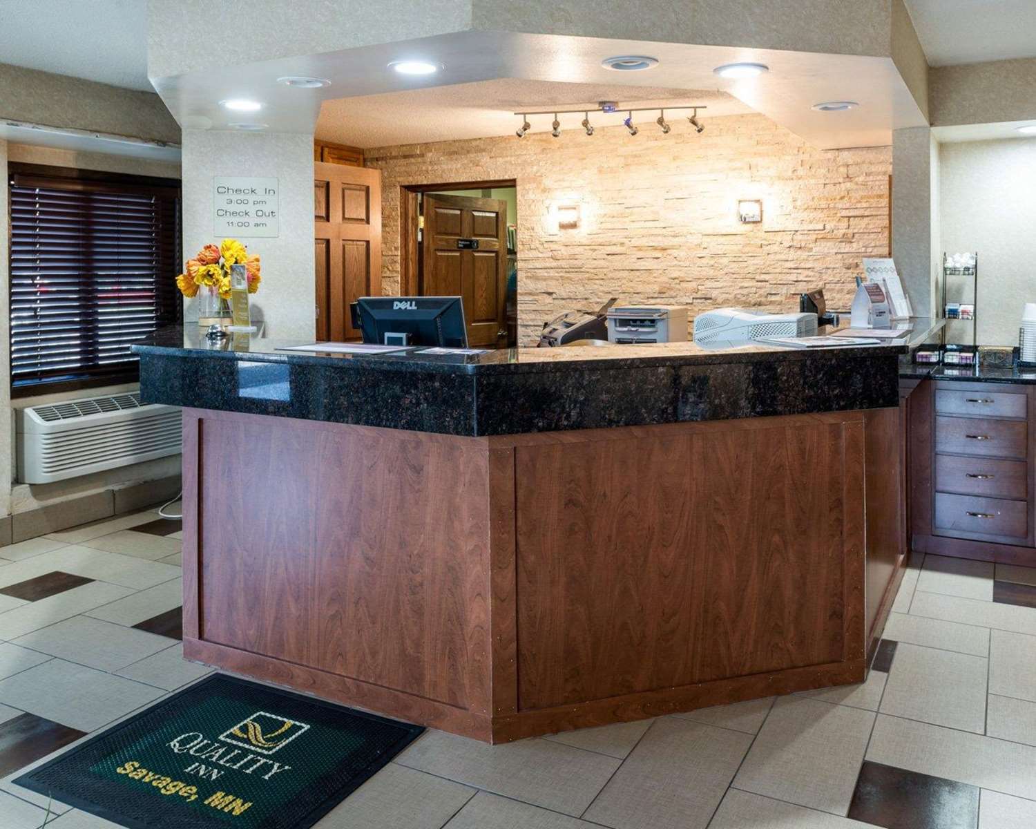 Quality Inn Savage - Bloomington West 6/52