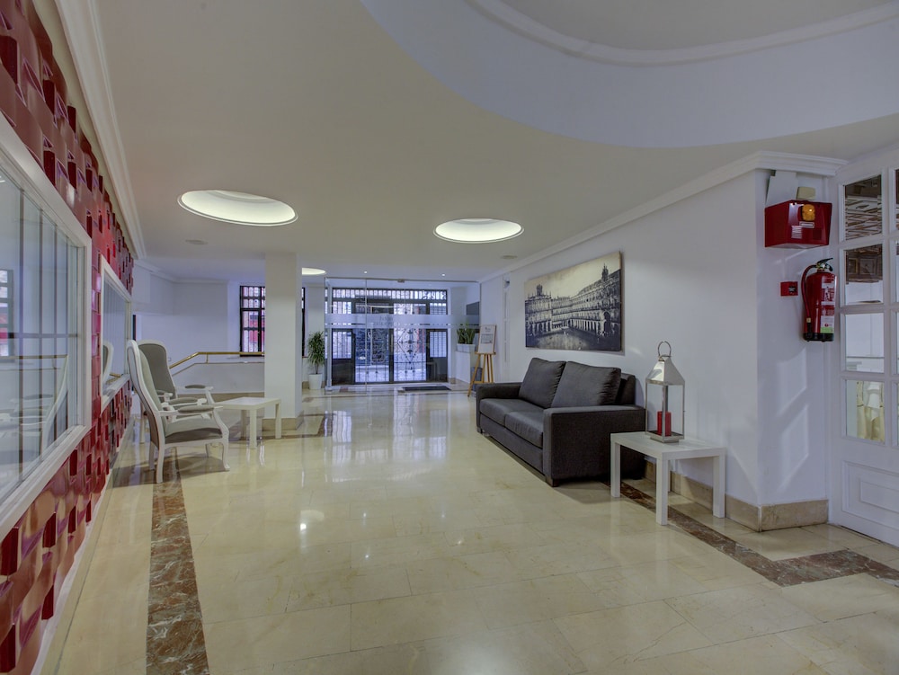 Hotel Emperatriz I 29/33