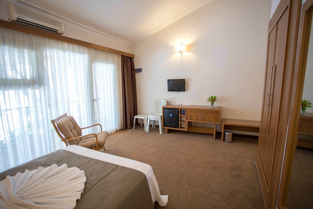 Melis Otel 26/65