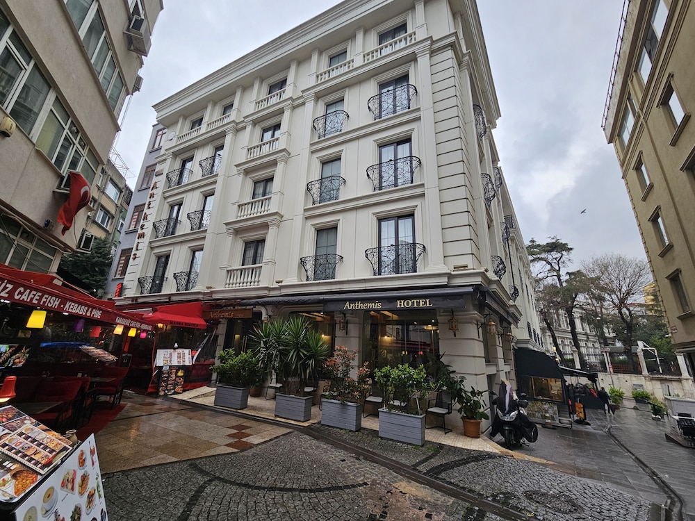ANTHEMIS HOTEL 66/71