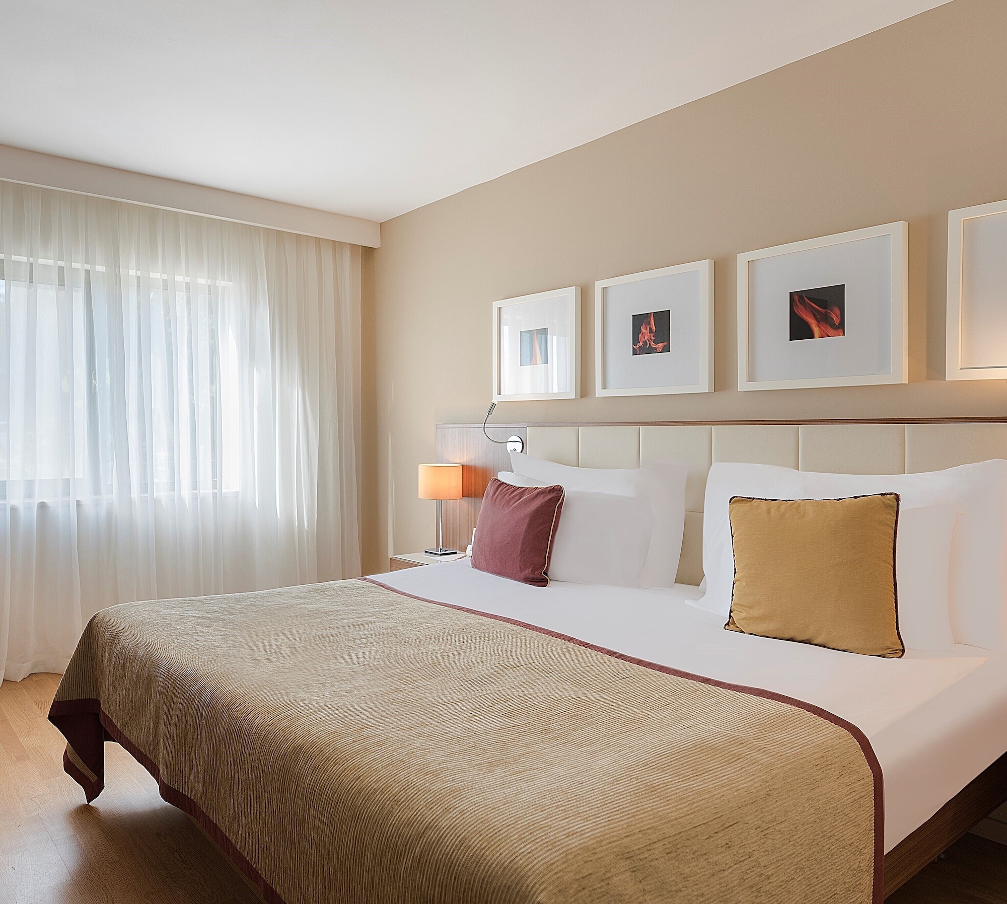 Grand, Residence, Twin Beds, Queen Bed, Sofa