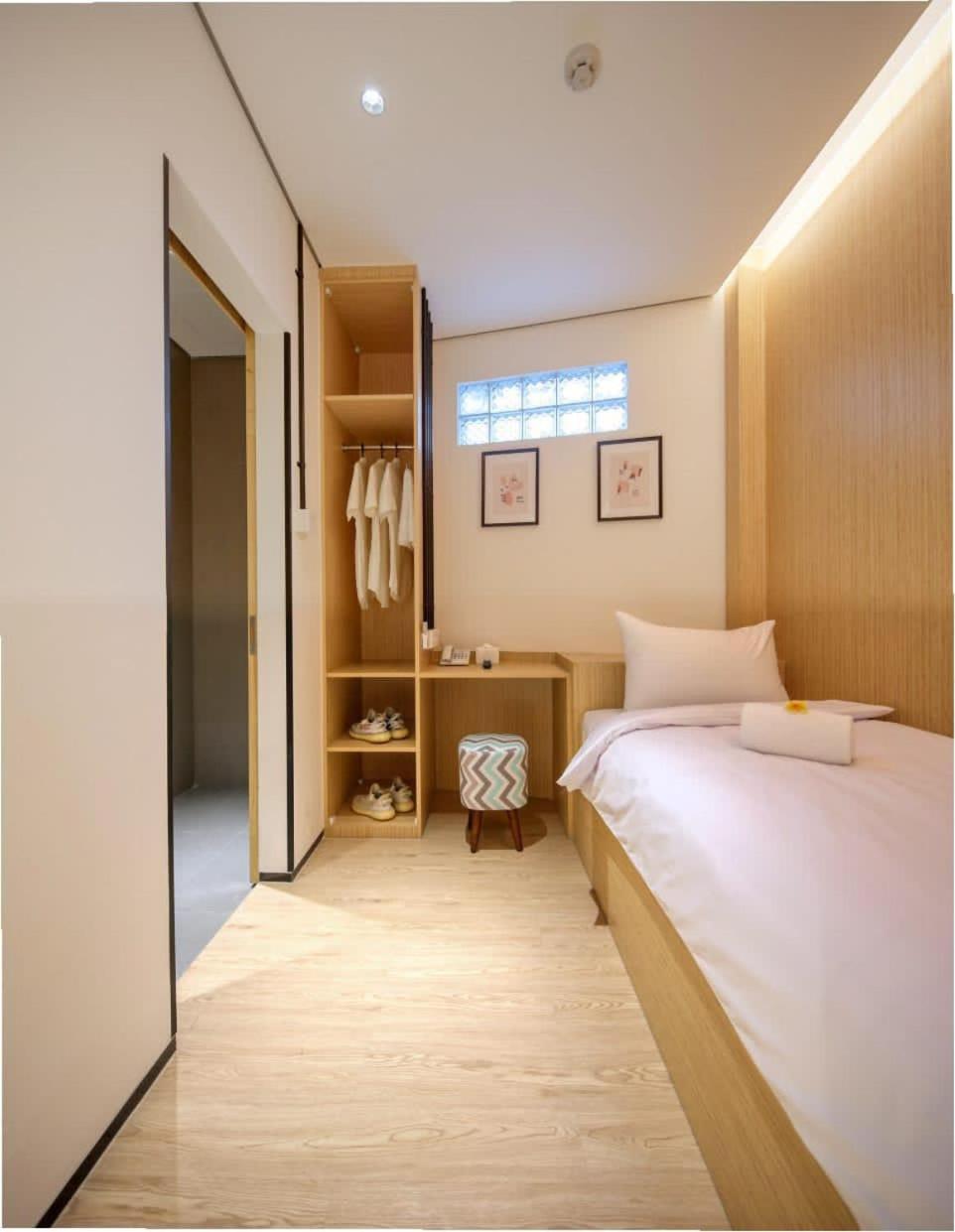 Cool Living Jakarta 10/33