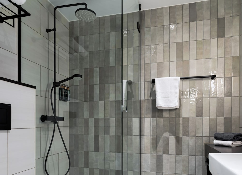 Clarion Hotel Helsinki Airport 65/65