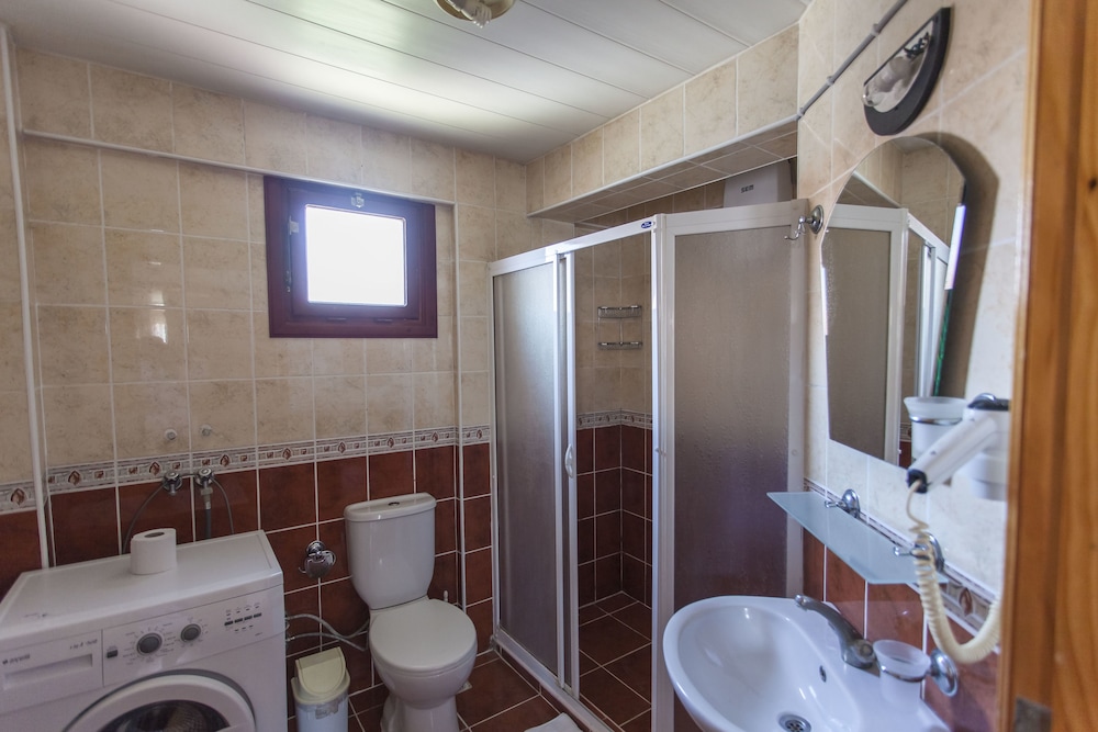 Mevsim Otel 13/13