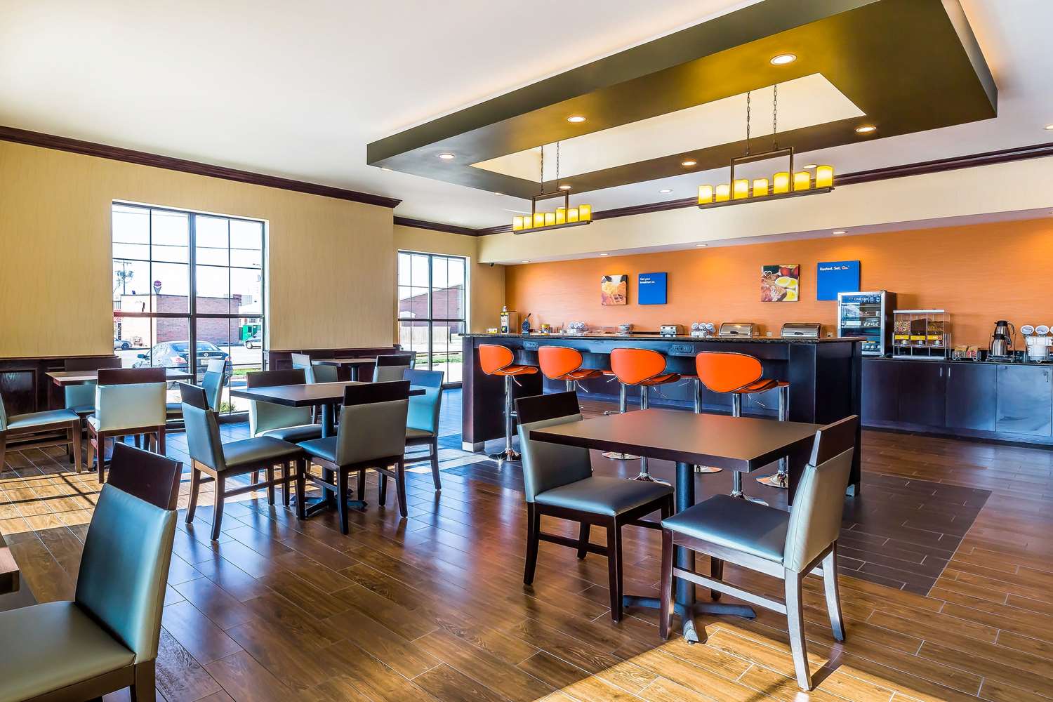 Comfort Inn & Suites Moore - Oklahoma City 38/48