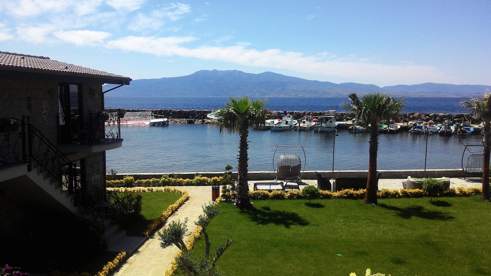 Assos Zeytinhan Hotel Adults Only 40/50