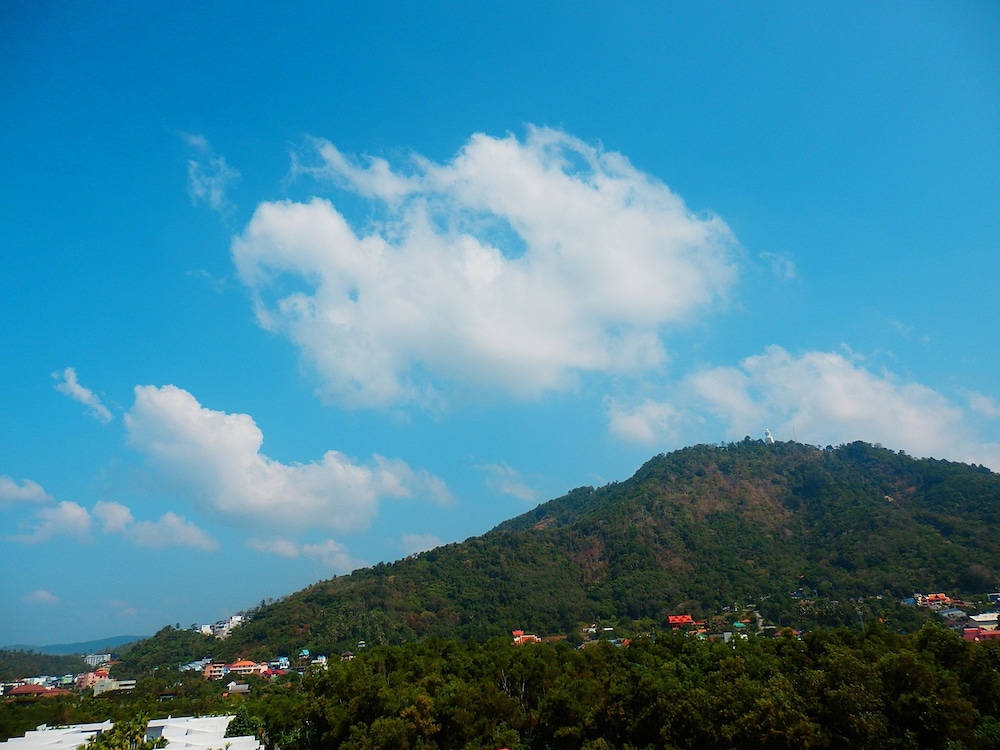 Kata Beach Studio Service Apartment 44/50