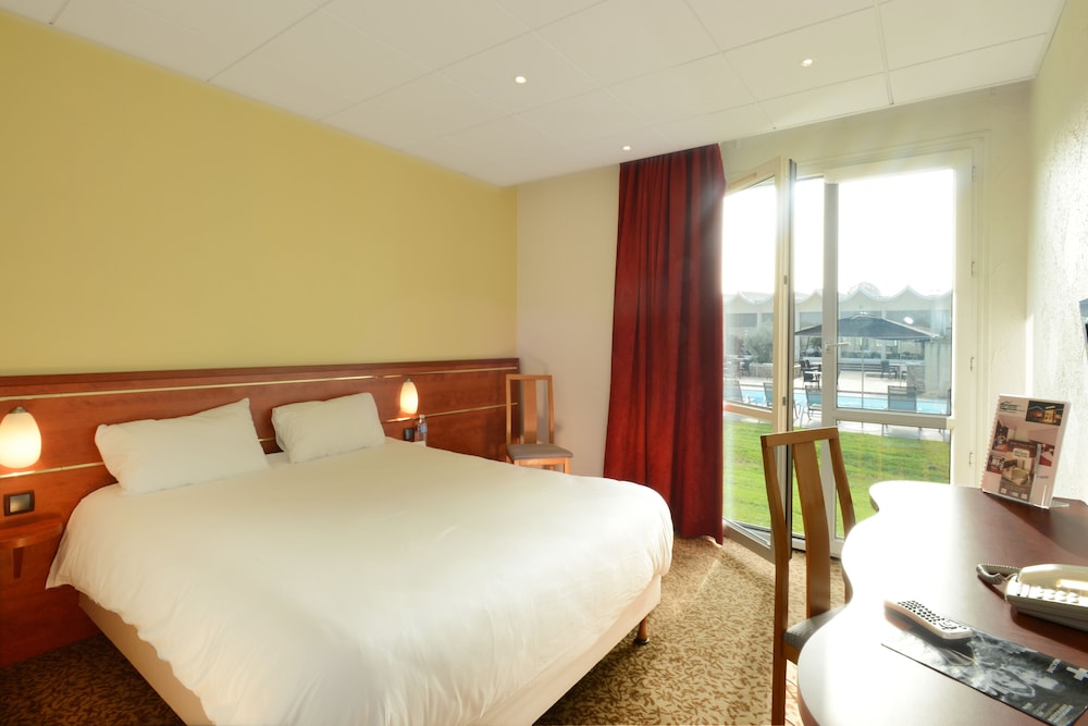 BRIT HOTEL NANTES VIGNEUX – L’ATLANTEL 13/49