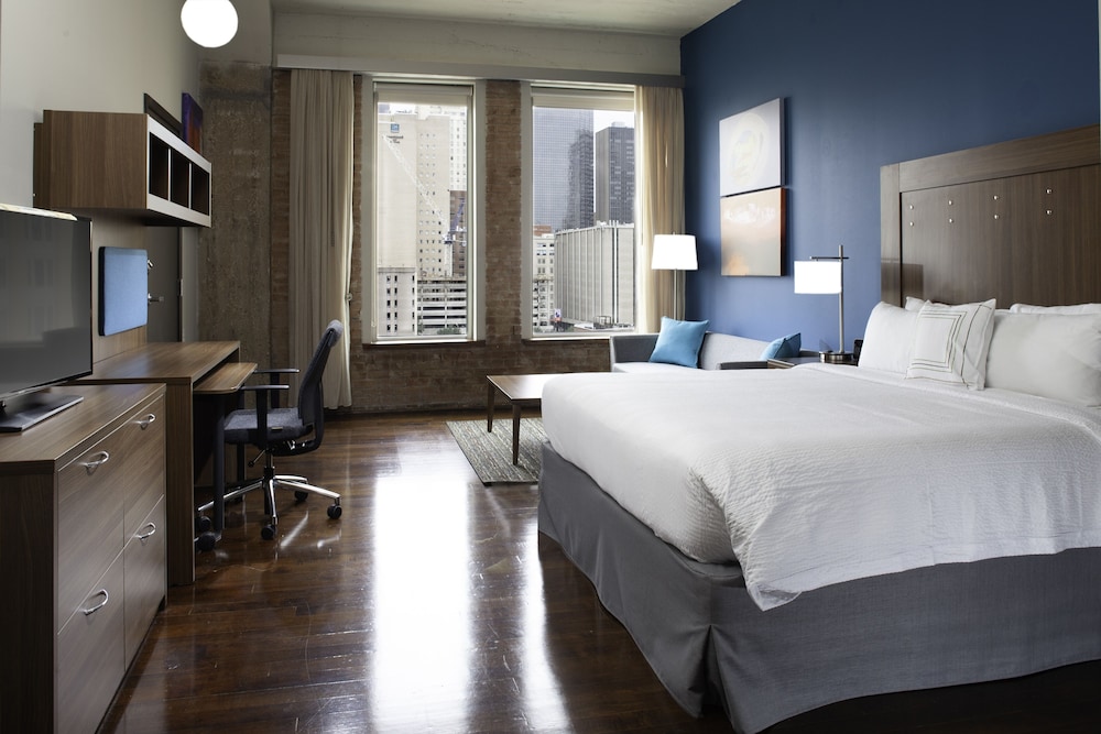 Studio, King Bed, Sofa